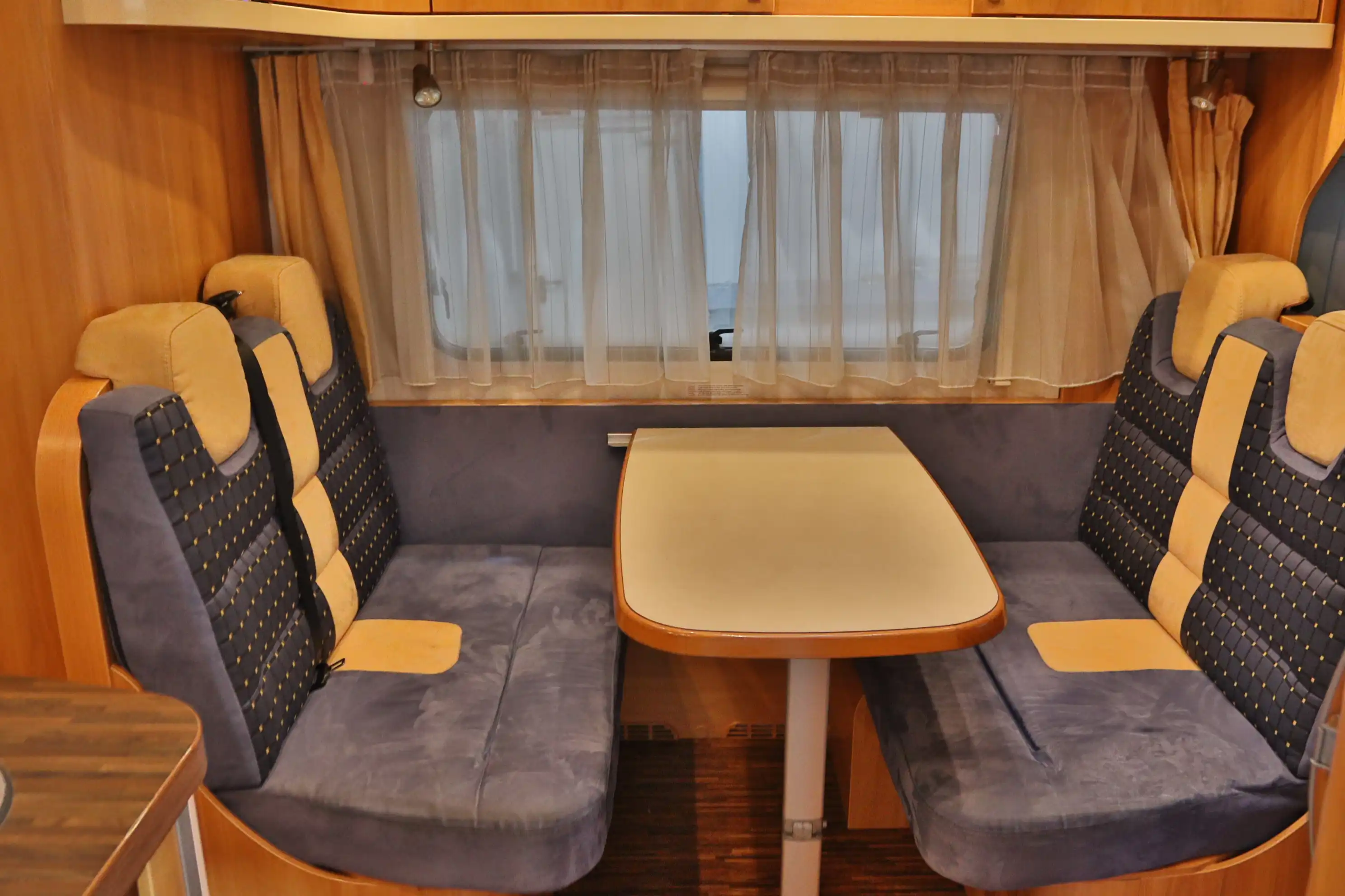 HYMER-ERIBA Camp 634 CL